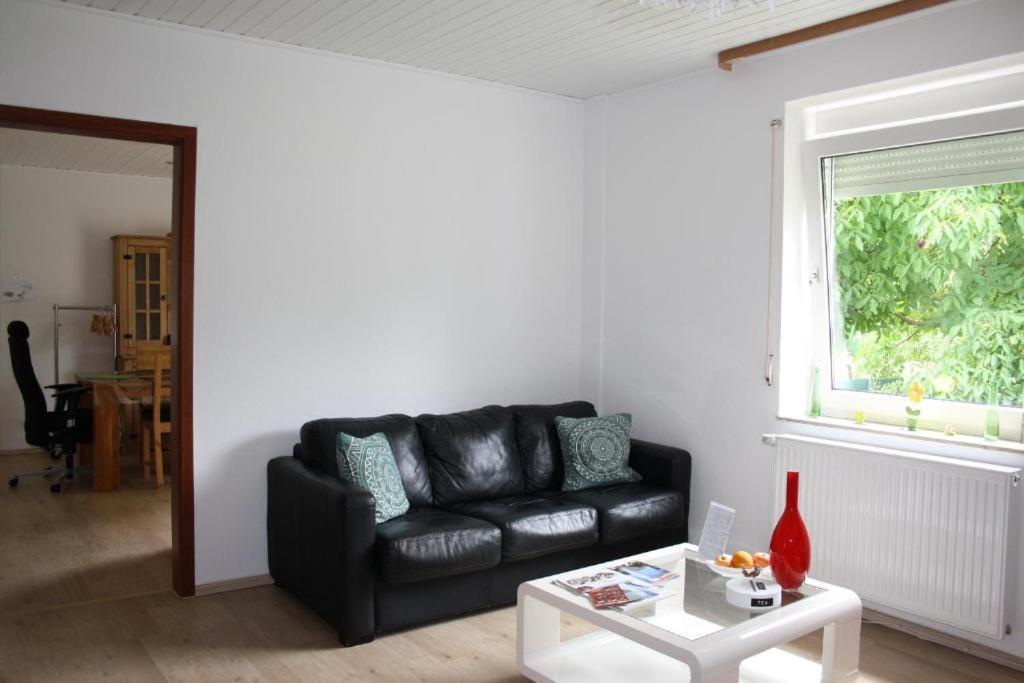 Ferienwohnung Casa Mya New Dachgeschoss Flat with Gardenaccess Kassel Exterior foto